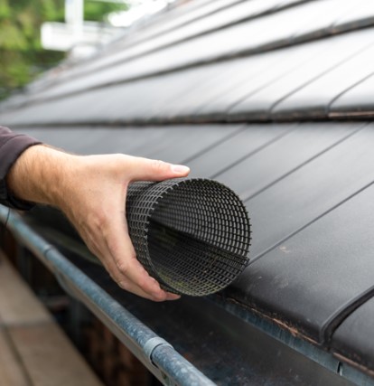 Bladvanger voor dakgoot of gootdrain